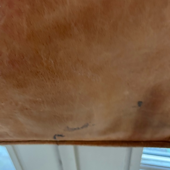 Balenciaga Tan Leather Shoulder Bag - Picture 3 of 10